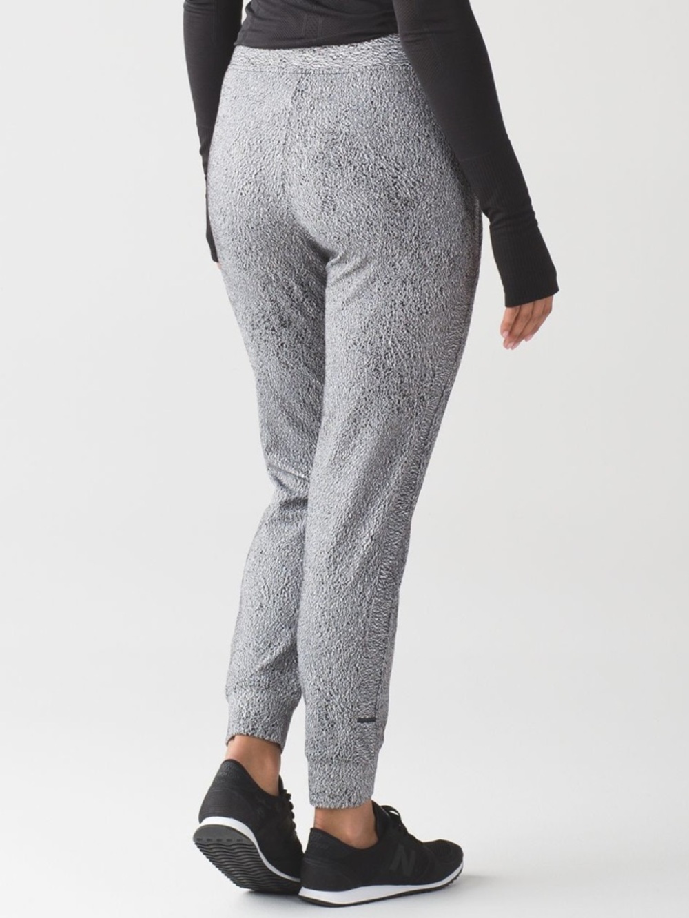 LULULEMON Ready to Rulu Gray Plush Drawstring Joggers 12 - Picture 11 of 11